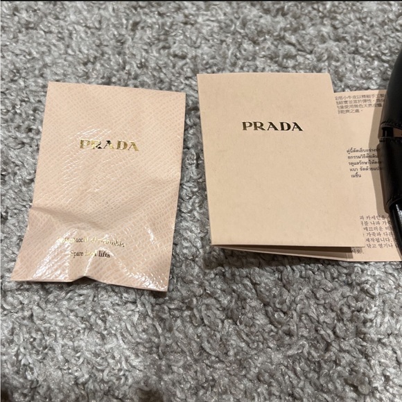 Authentic PRADA peep-toe pumps Size 40 - Picture 3 of 5